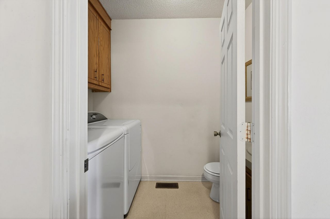 260 High Hill Drive Photo 15