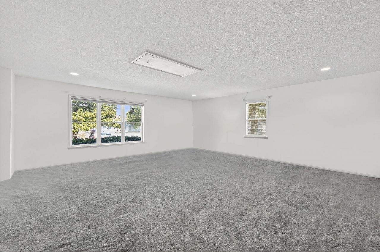 260 High Hill Drive Photo 8