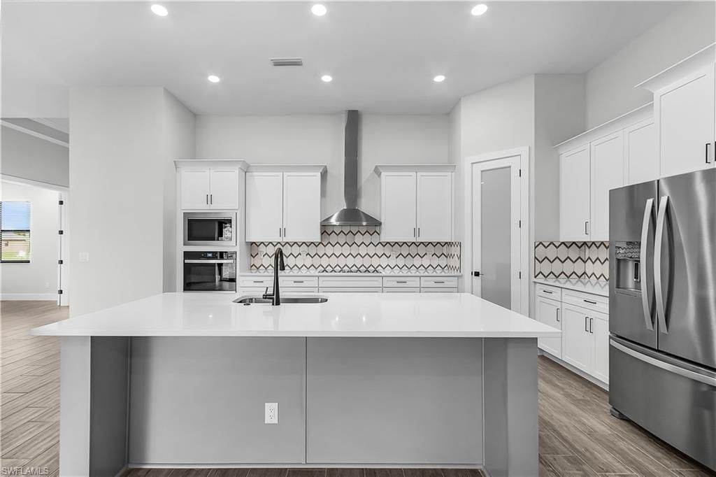 3524 SW 3rd St, Cape Coral, FL 33991 Photo