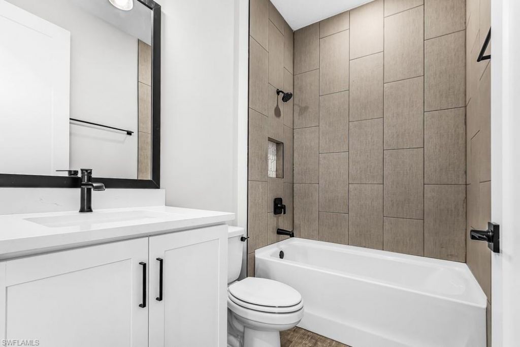 3524 SW 3rd St, Cape Coral, FL 33991 Photo