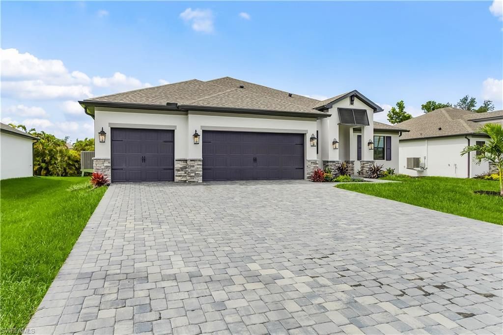 3524 SW 3rd St, Cape Coral, FL 33991 Photo