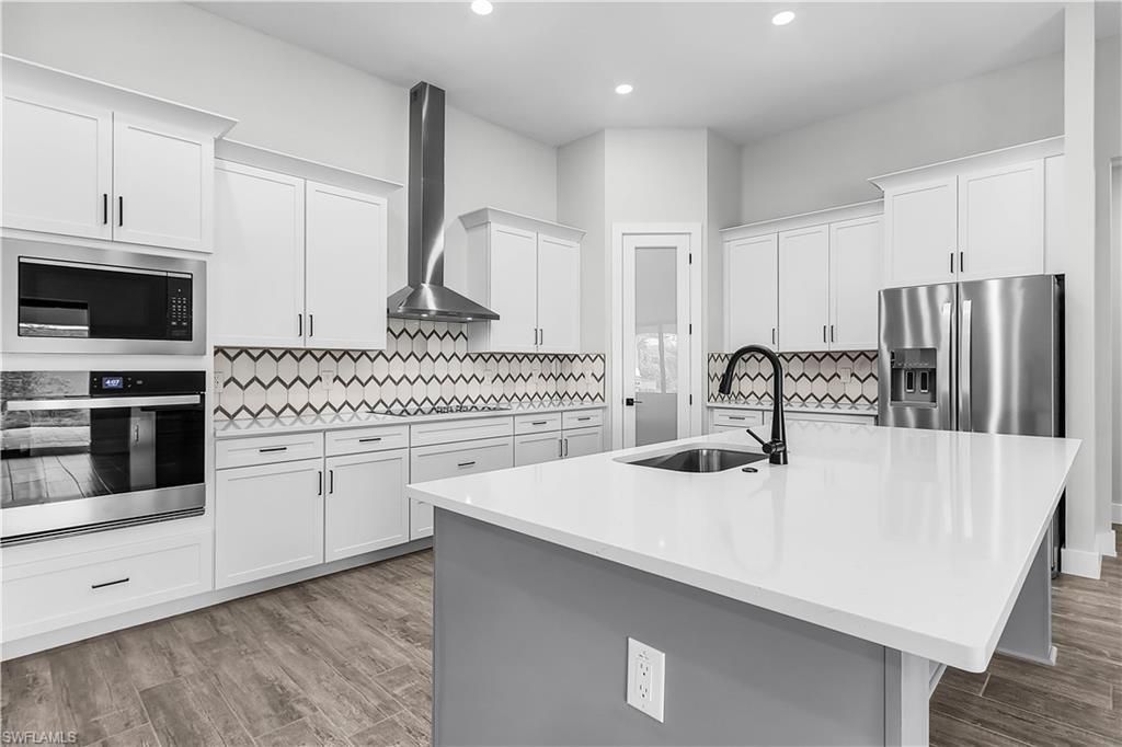 3524 SW 3rd St, Cape Coral, FL 33991 Photo