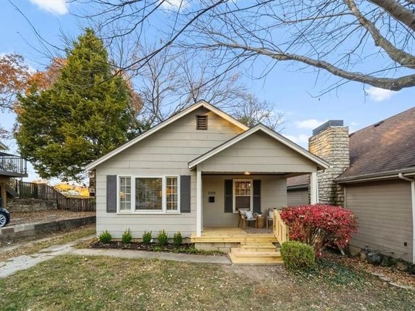 1908 W 47th Terrace, Westwood, KS 66205