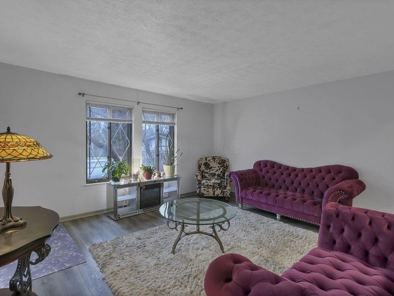 3288 Valley Lane S, Columbus, OH 43231 Photo 10