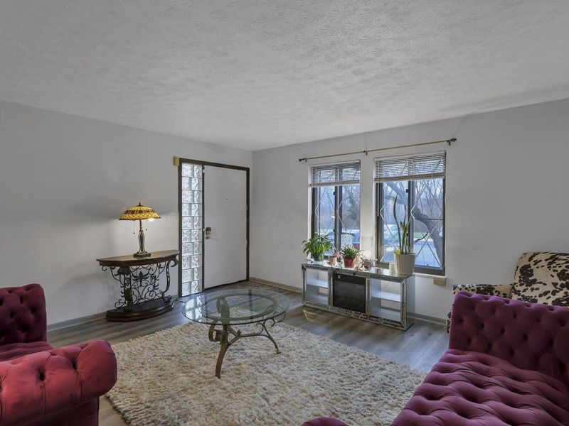 3288 Valley Lane S, Columbus, OH 43231 Photo 11