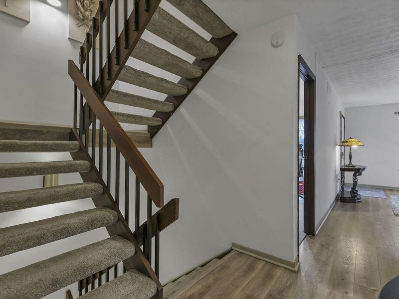 3288 Valley Lane S, Columbus, OH 43231 Photo 16