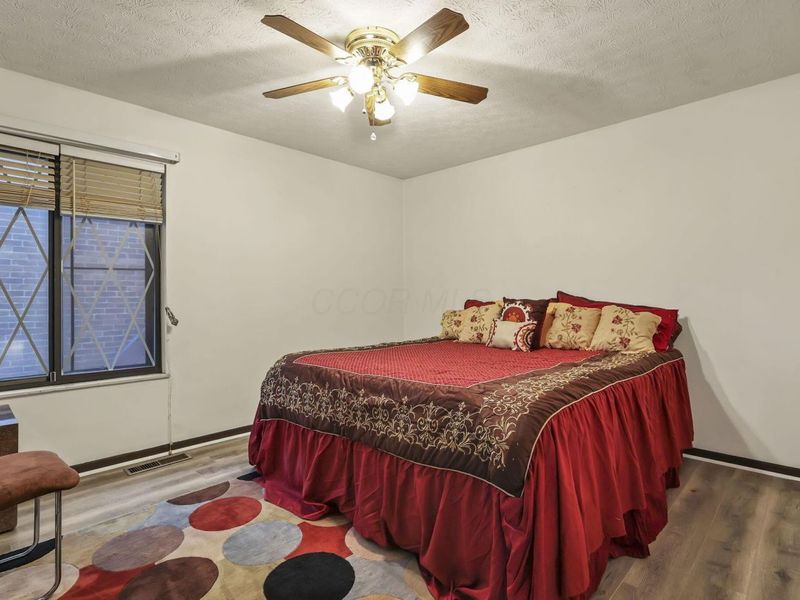 3288 Valley Lane S, Columbus, OH 43231 Photo 23