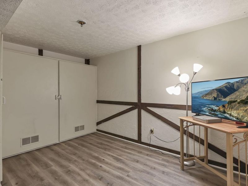 3288 Valley Lane S, Columbus, OH 43231 Photo 31