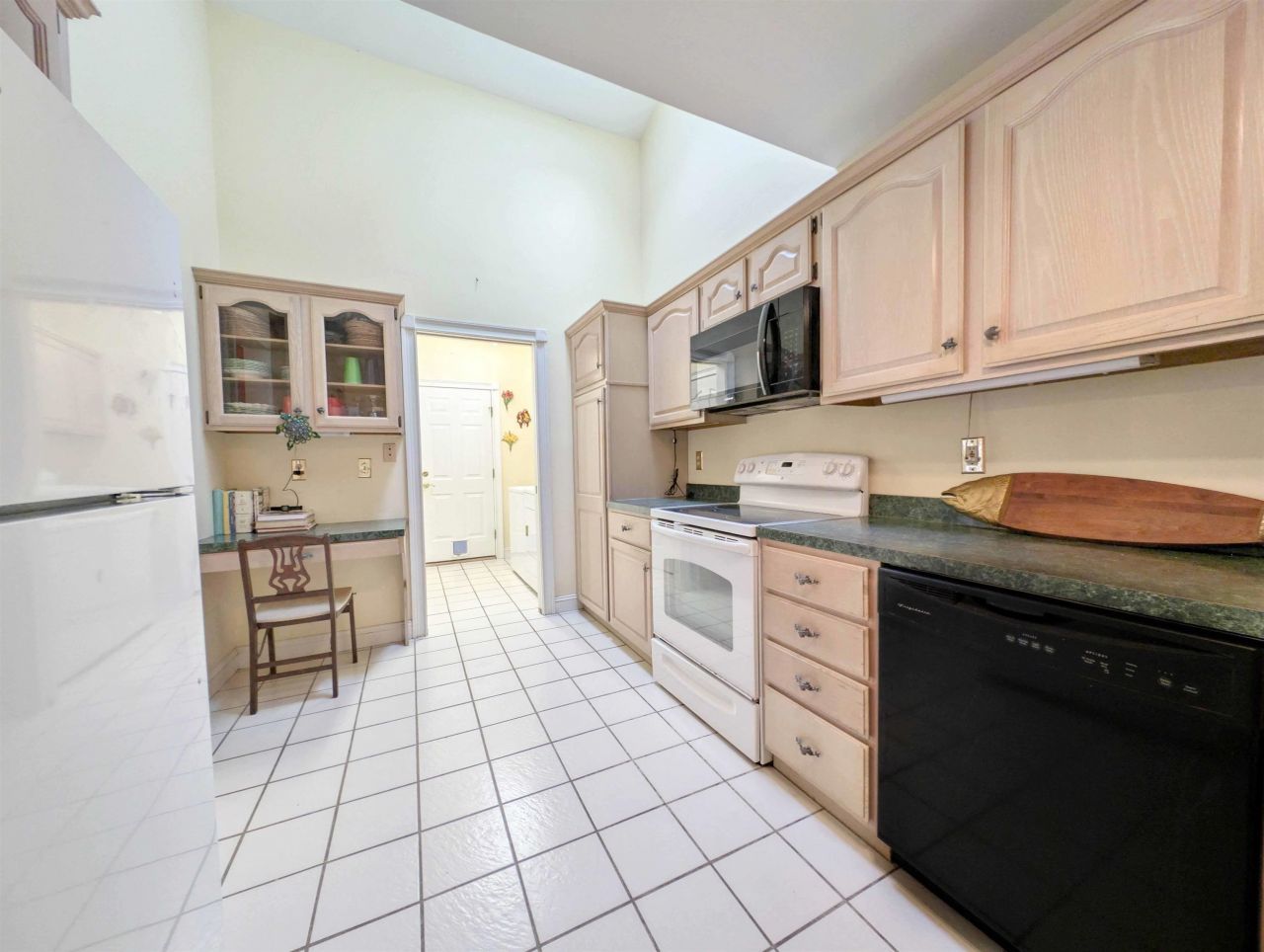 37 Winged Foot Ct. Photo 18