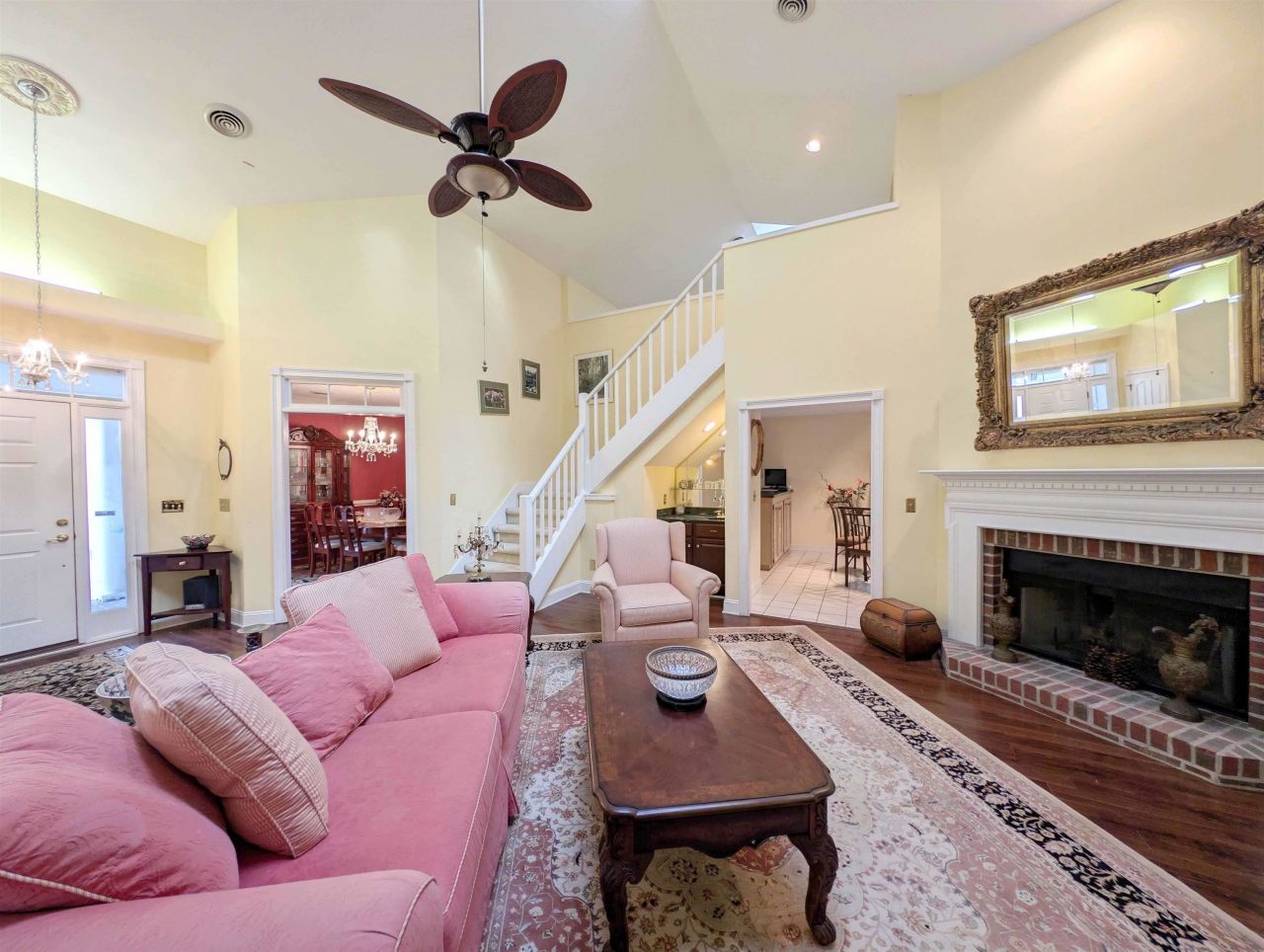 37 Winged Foot Ct. Photo 4