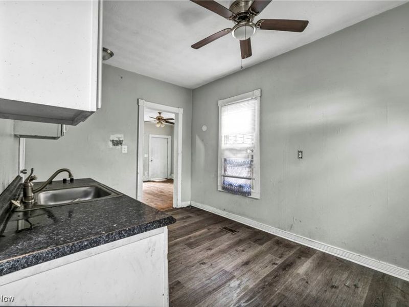 8417 Tioga Avenue, Cleveland, OH 44105 Photo 10