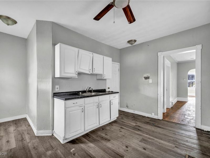 8417 Tioga Avenue, Cleveland, OH 44105 Photo 11