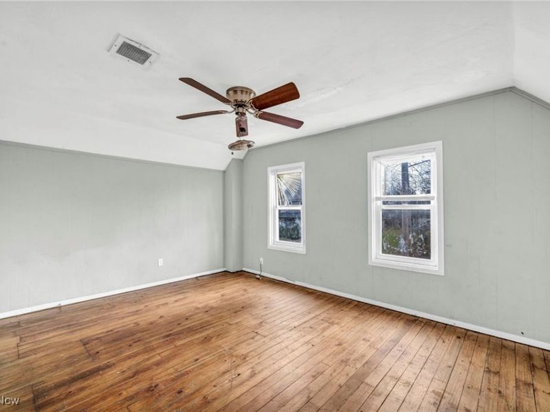 8417 Tioga Avenue, Cleveland, OH 44105 Photo 20