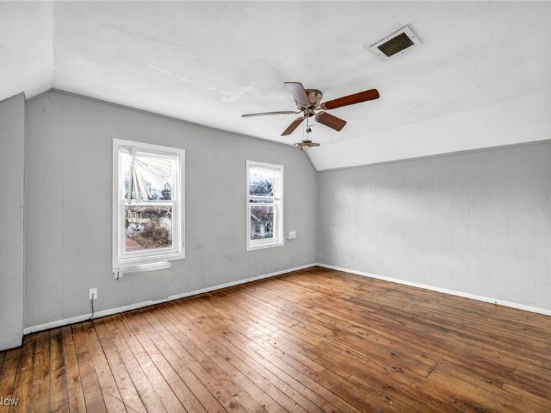 8417 Tioga Avenue, Cleveland, OH 44105 Photo 23