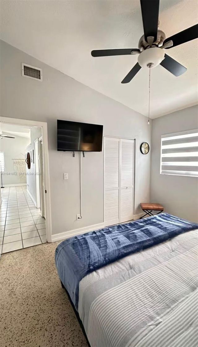 2915 NW 68th St, Miami, FL 33147 Photo