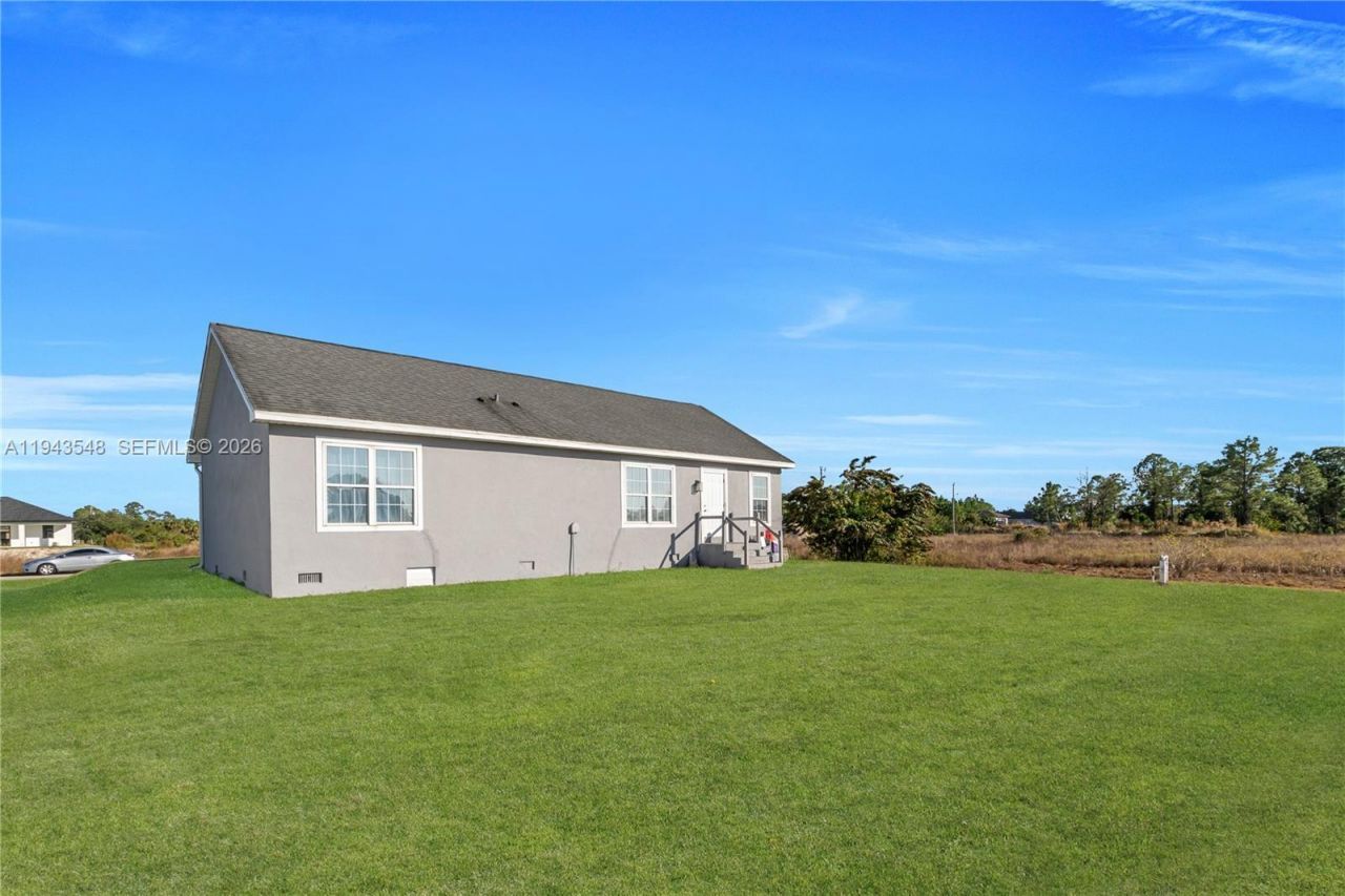 1036 Gunby, Lehigh Acres, FL 33974 Photo