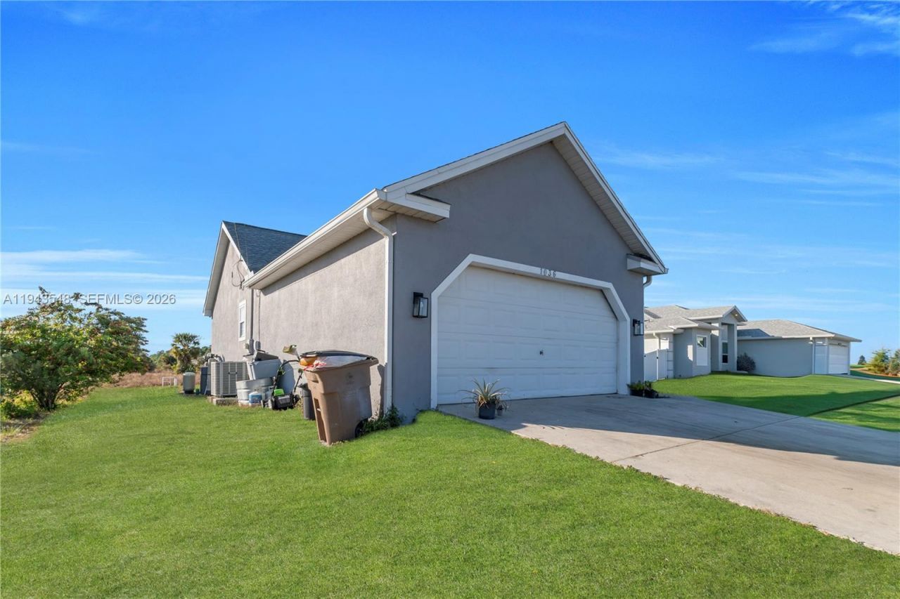 1036 Gunby, Lehigh Acres, FL 33974 Photo