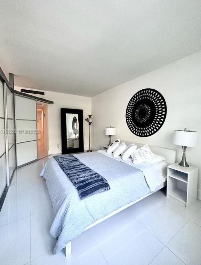 100 Lincoln Rd , Unit 526, Miami Beach, FL 33139 Photo