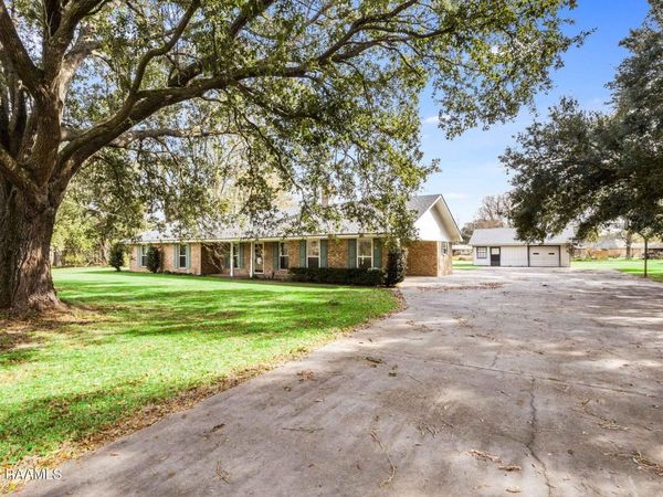 5814 Hwy 182, Opelousas, LA 70570