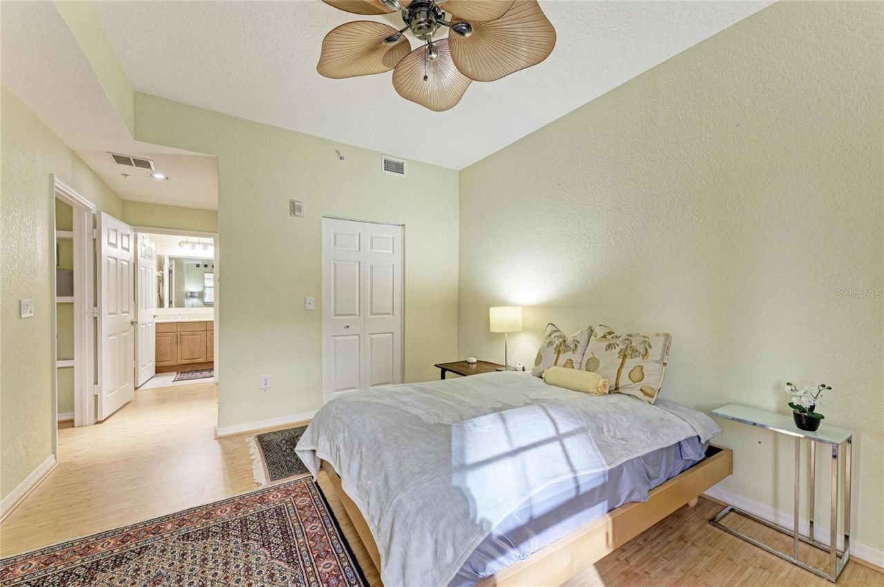 1064 N Tamiami Trail, Unit 1212, Sarasota, FL 34236 Photo