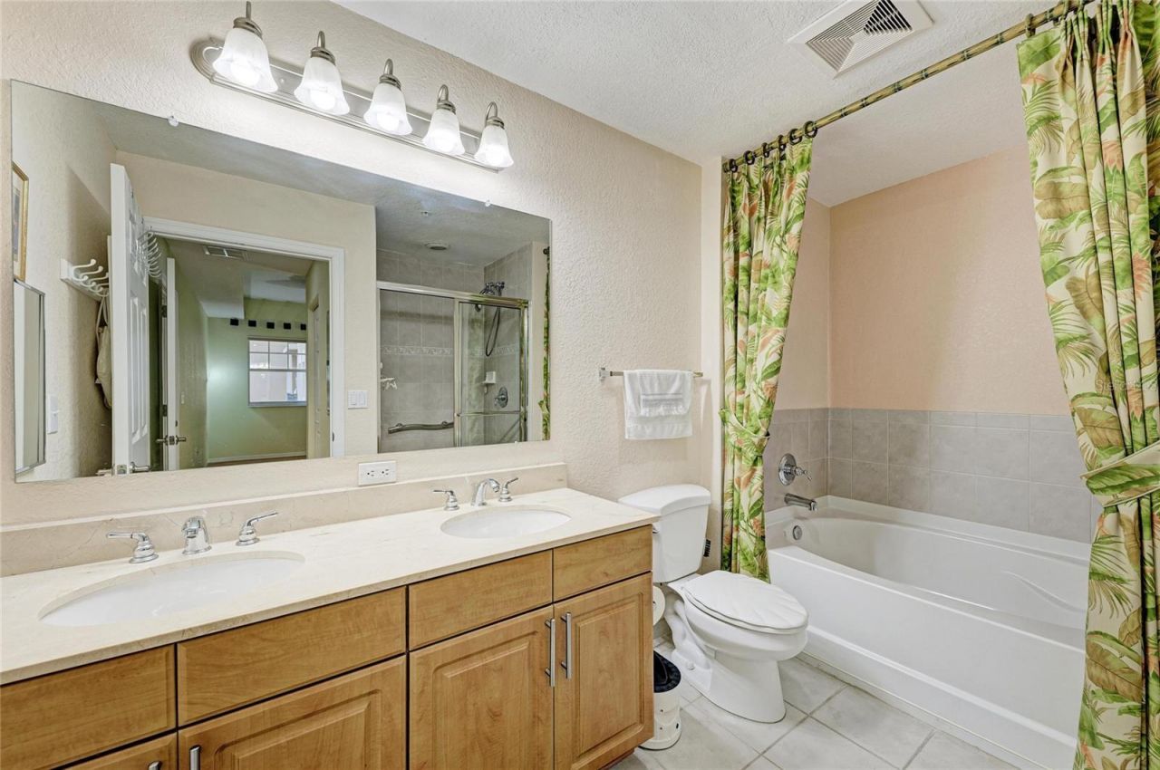 1064 N Tamiami Trail, Unit 1212, Sarasota, FL 34236 Photo