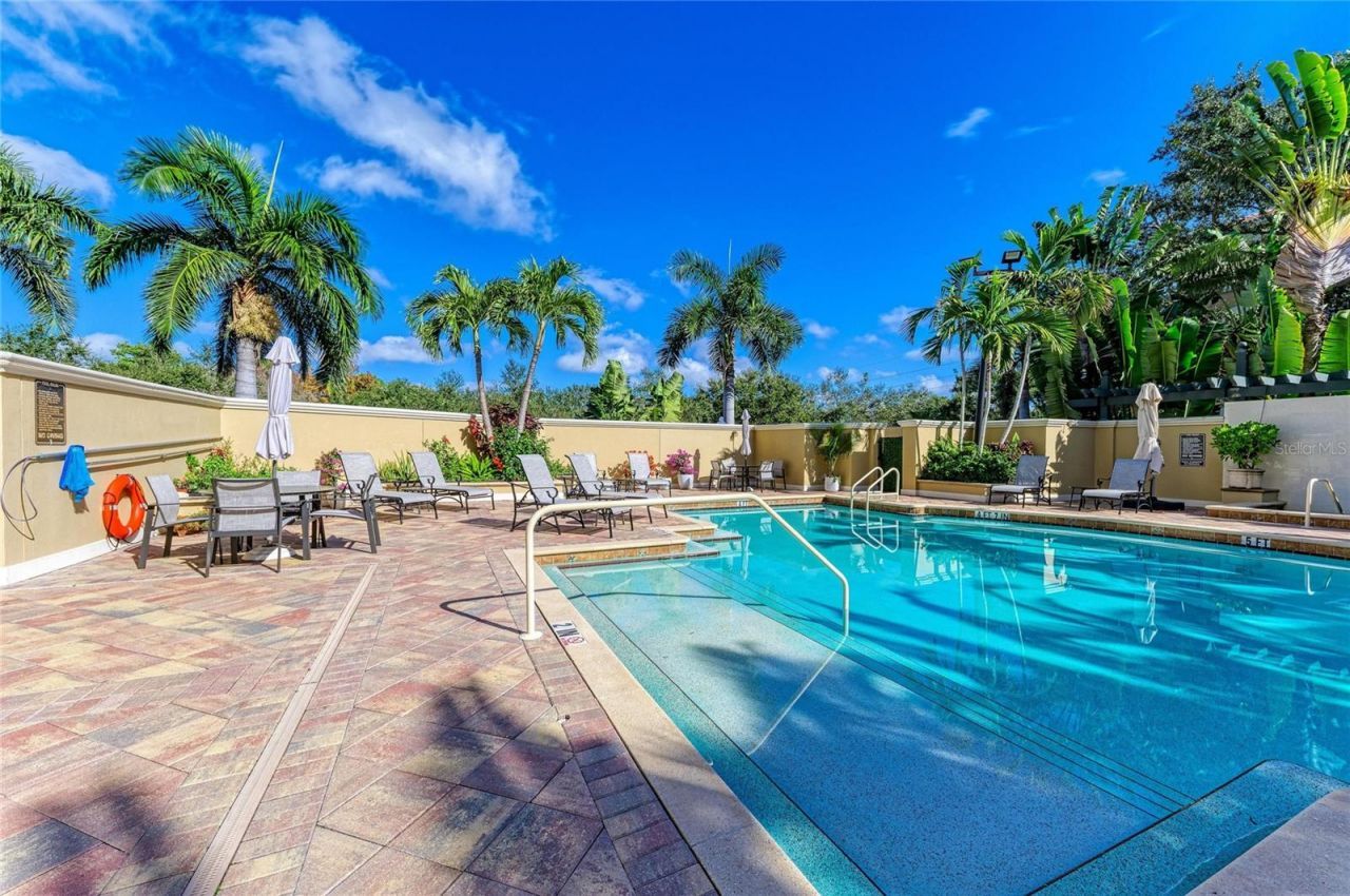 1064 N Tamiami Trail, Unit 1212, Sarasota, FL 34236 Photo