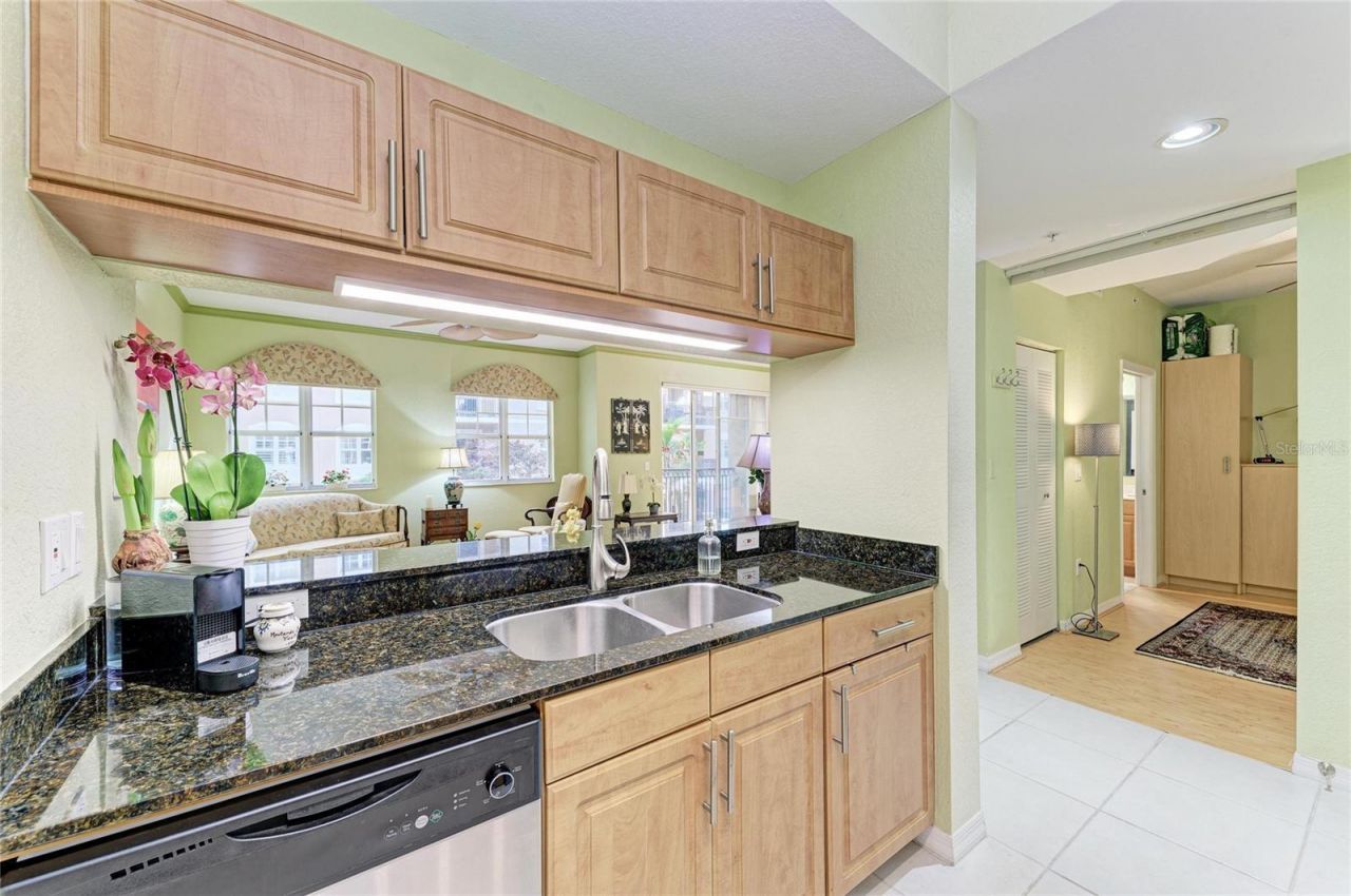 1064 N Tamiami Trail, Unit 1212, Sarasota, FL 34236 Photo