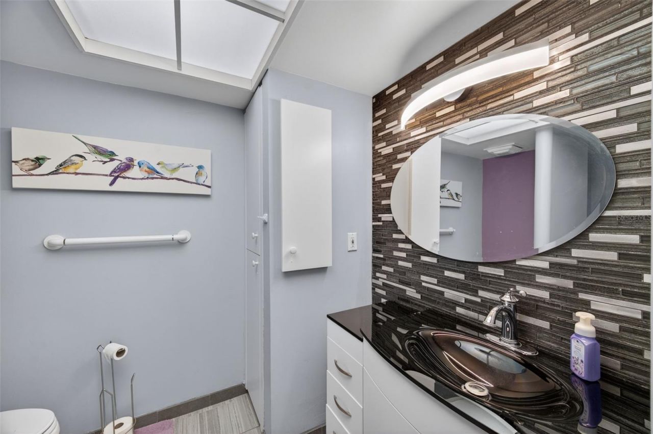 131 Bluff View Drive, Unit 403, Belleair Bluffs, FL 33770 Photo