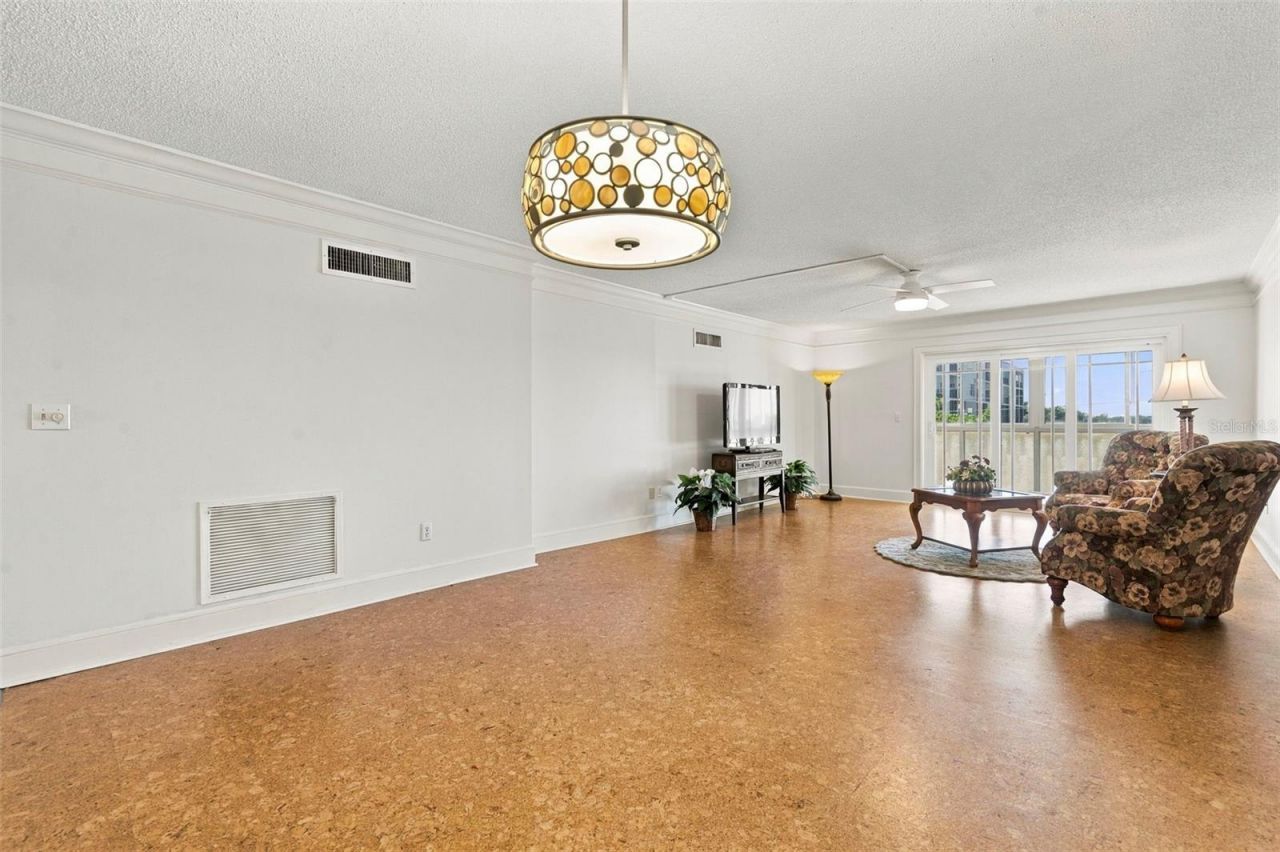 131 Bluff View Drive, Unit 403, Belleair Bluffs, FL 33770 Photo