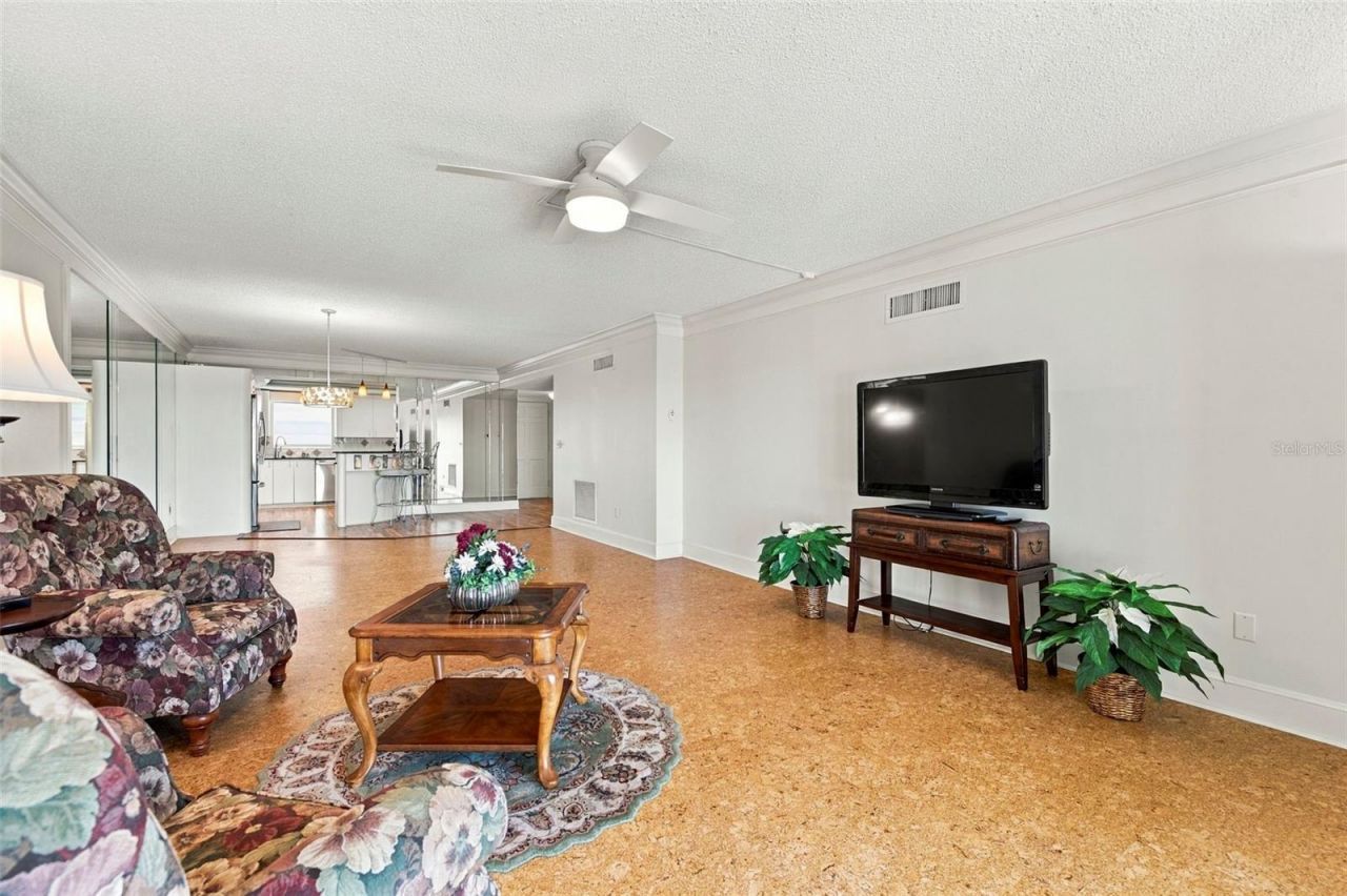 131 Bluff View Drive, Unit 403, Belleair Bluffs, FL 33770 Photo