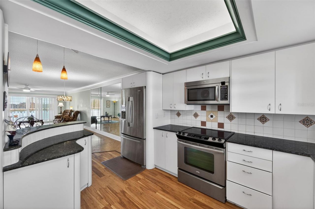 131 Bluff View Drive, Unit 403, Belleair Bluffs, FL 33770 Photo
