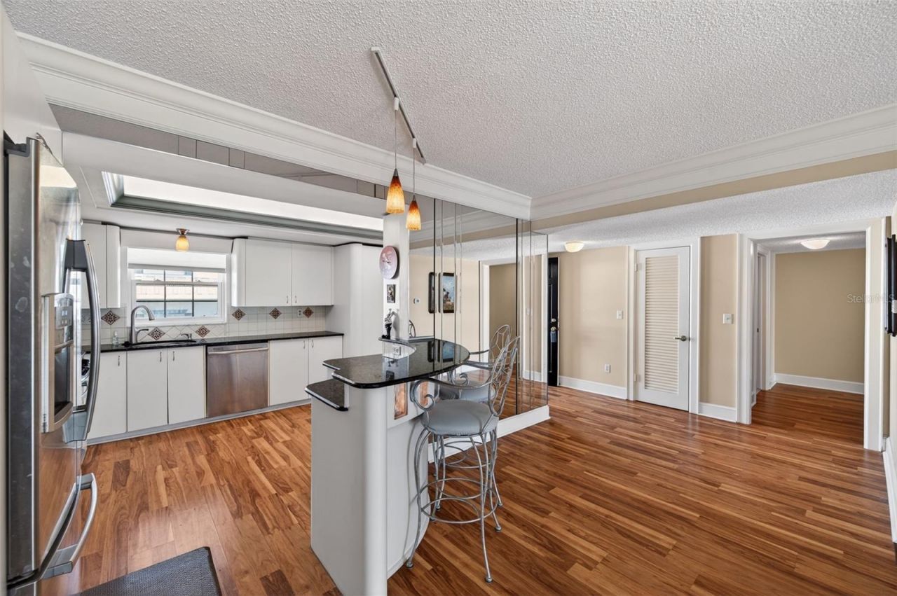 131 Bluff View Drive, Unit 403, Belleair Bluffs, FL 33770 Photo