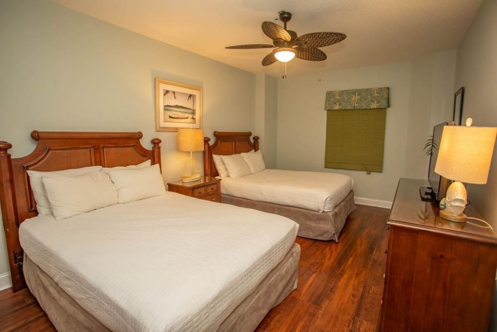 100 North Beach Blvd. Photo 10