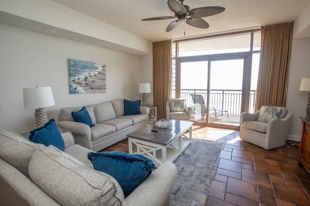 100 North Beach Blvd. Photo 24