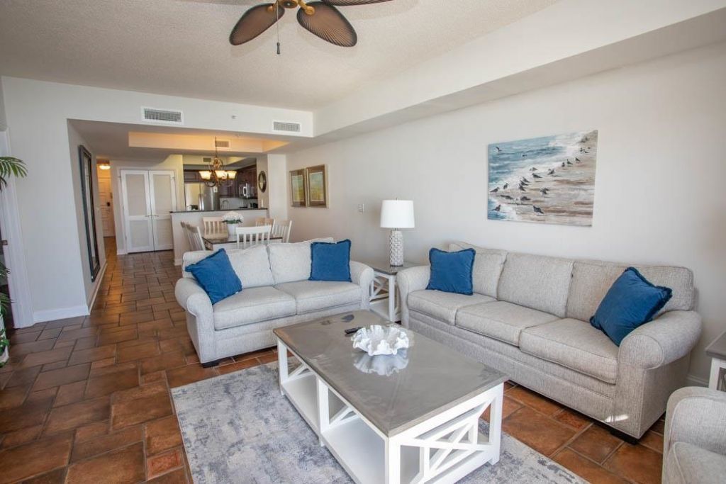 100 North Beach Blvd. Photo 26