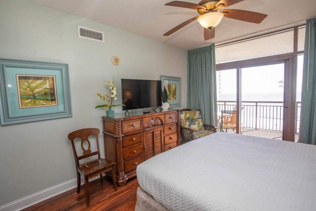 100 North Beach Blvd. Photo 30