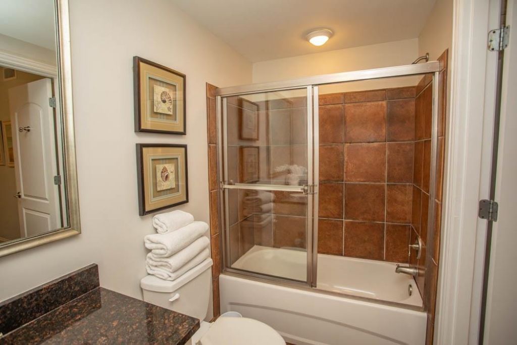 100 North Beach Blvd. Photo 9