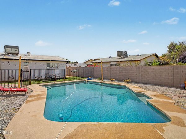 324 N 88TH Street, Mesa, AZ 85207