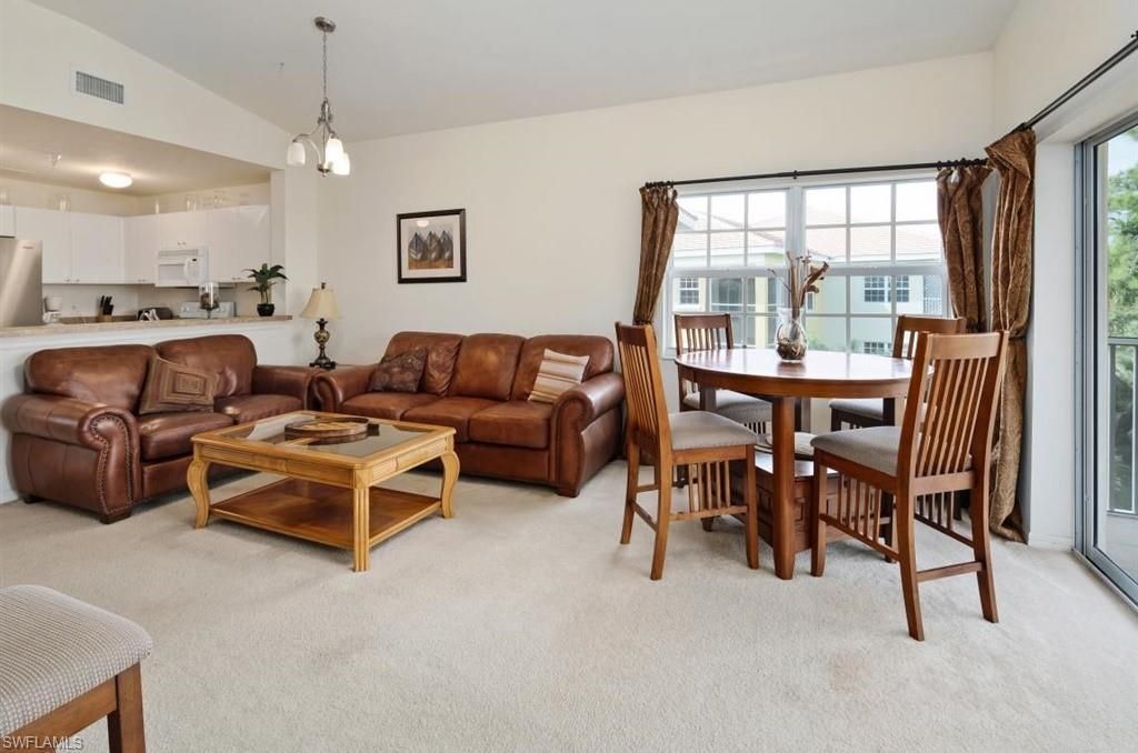 4510 Botanical Place Cir, Unit 402, Naples, FL 34112 Photo