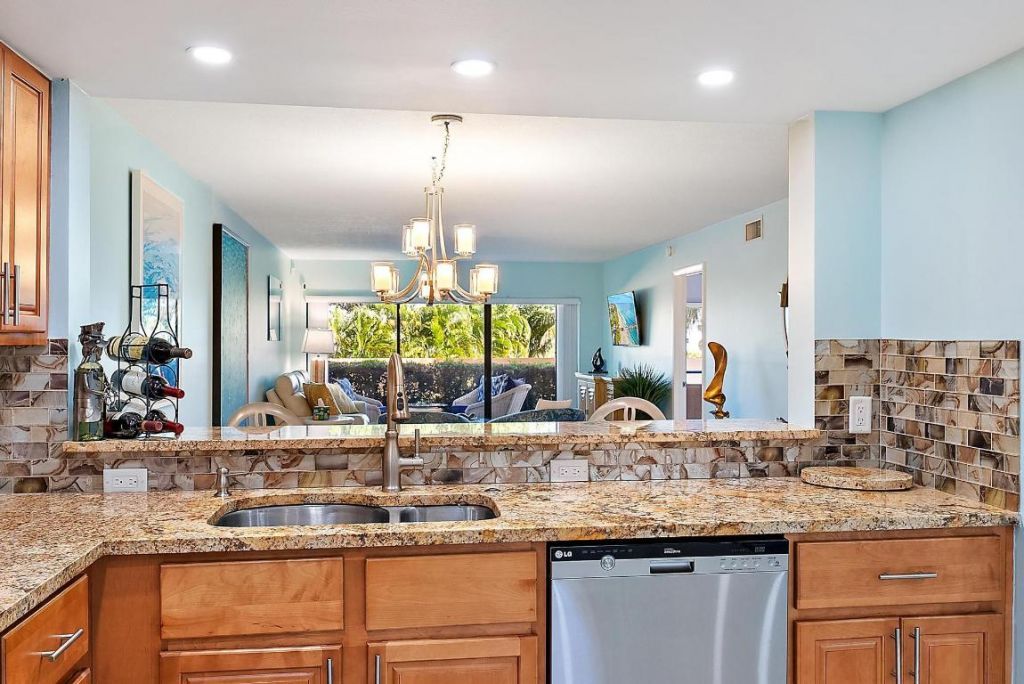 1036 Us Highway 1, Unit 119, North Palm Beach, FL 33408 Photo