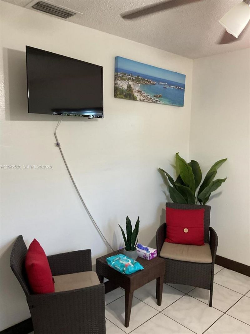 6706 Inwood, North Lauderdale, FL 33068 Photo