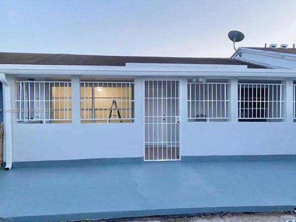 18804 NW 45th Ave, Miami Gardens, FL 33055