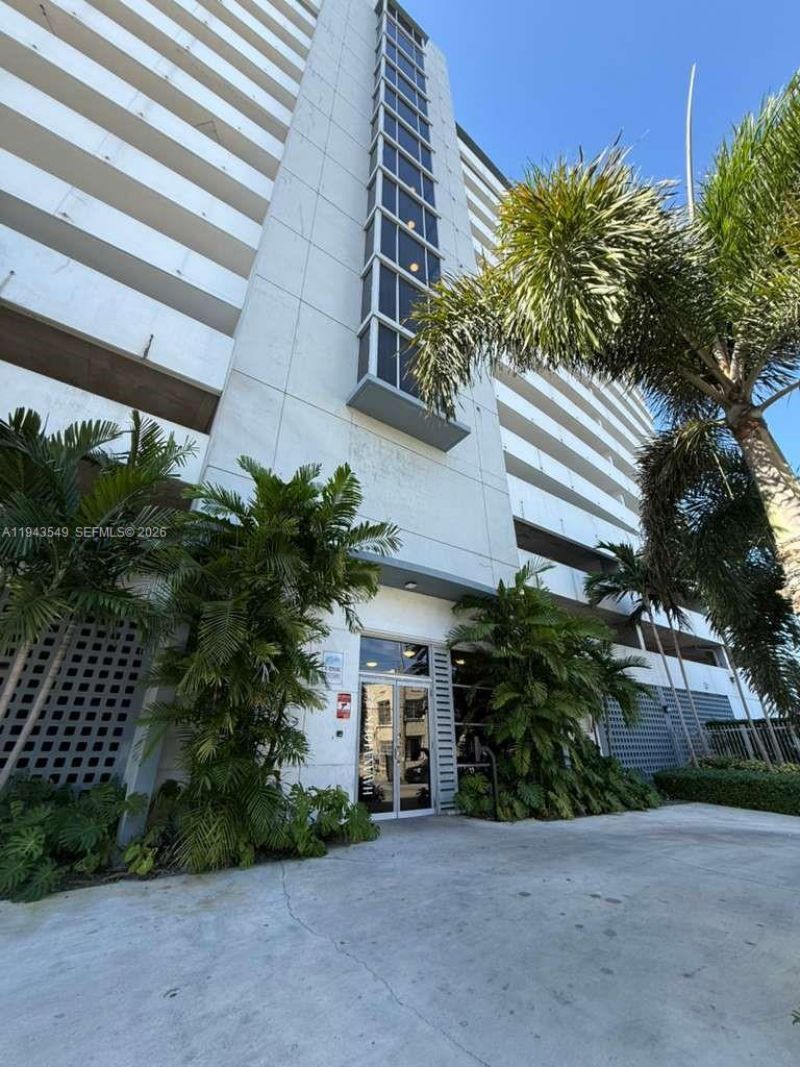 36 NW 6th Ave, Unit 408, Miami, FL 33128 Photo