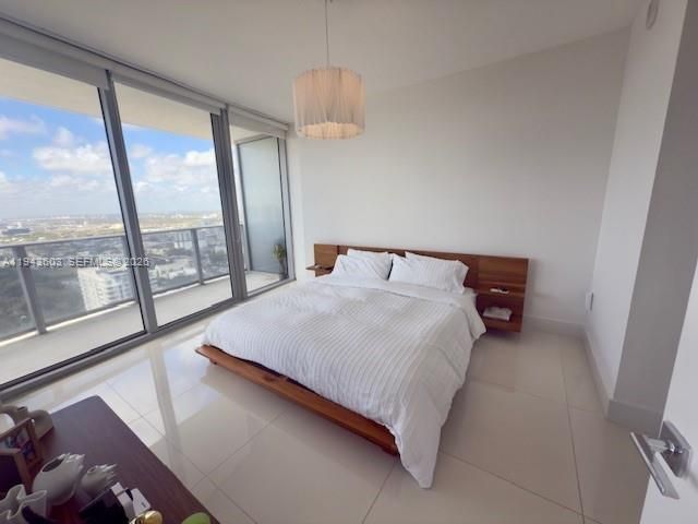 488 NE 18th St, Unit 3300, Miami, FL 33132 Photo