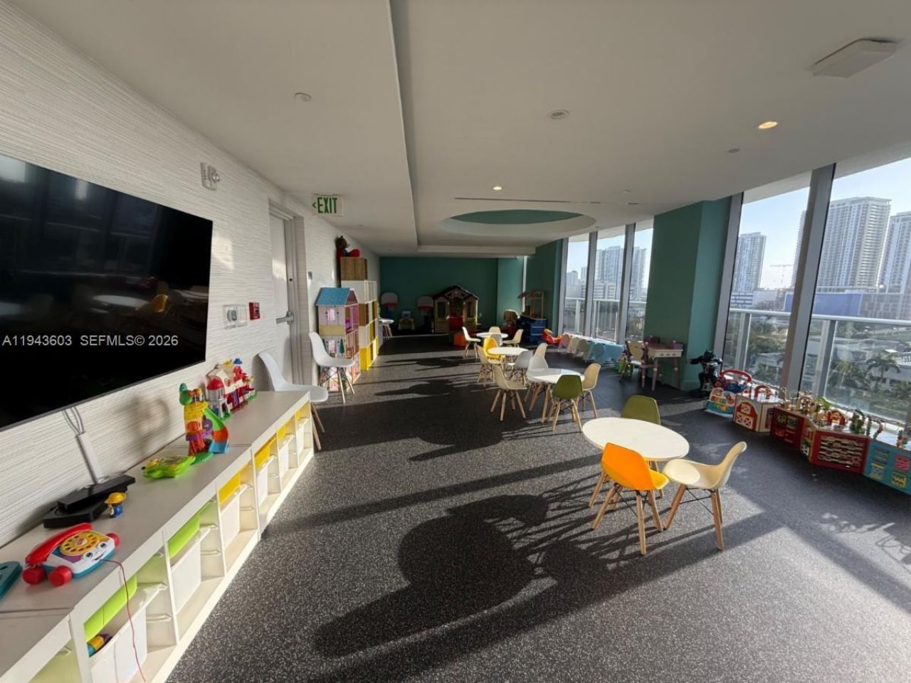 488 NE 18th St, Unit 3300, Miami, FL 33132 Photo