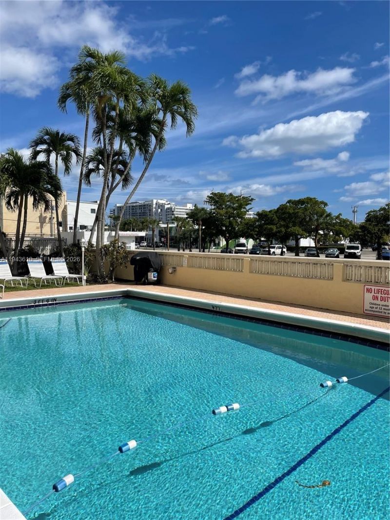 900 NE 18th Ave, Unit 1004, Fort Lauderdale, FL 33304 Photo