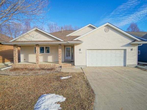 4912 S Kalen Pl, Sioux Falls, SD 57108