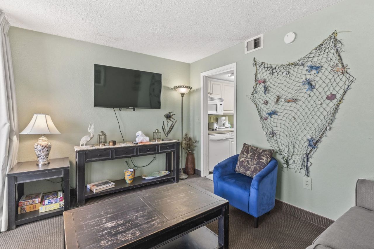 201 74th Ave. N Photo 17