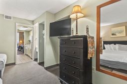 201 74th Ave. N photo 4