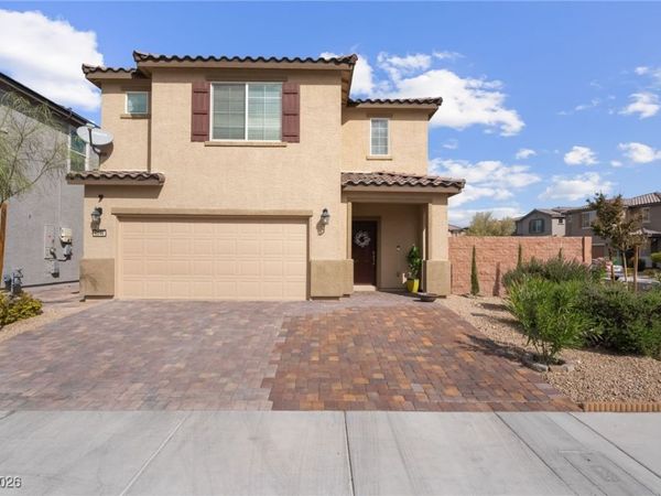 6046 Castle Gardens Avenue , Las Vegas, NV 89130